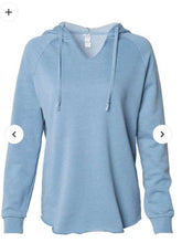 Load image into Gallery viewer, Women&#39;s Light Weight California Wave Wash Hooded Sweatshirt